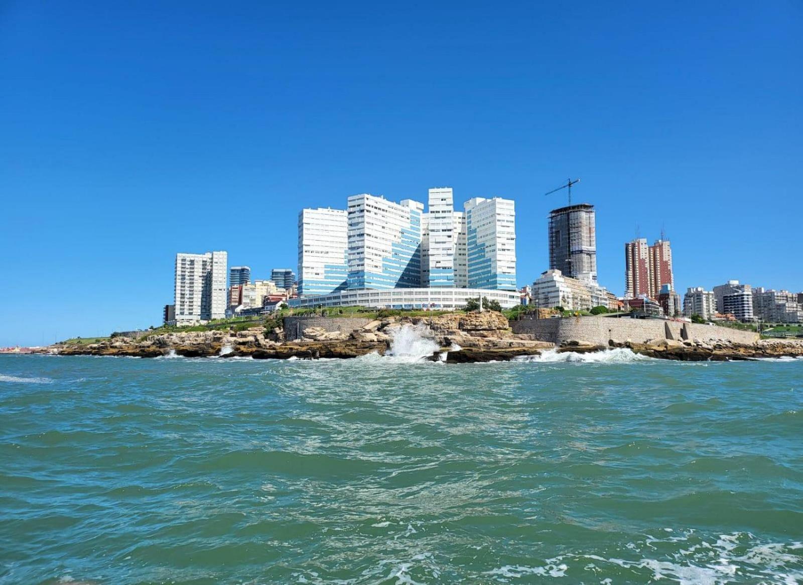 Excelente Depto 2 Frente Y Vista Al Mar Playa Varese, Edificio Cabo Corrientes Apartment Mar del Plata
