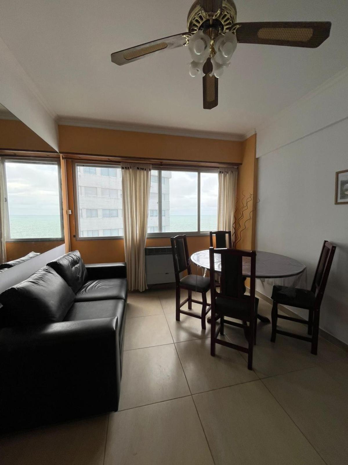Excelente Depto 2 Frente Y Vista Al Mar Playa Varese, Edificio Cabo Corrientes Apartment Mar del Plata